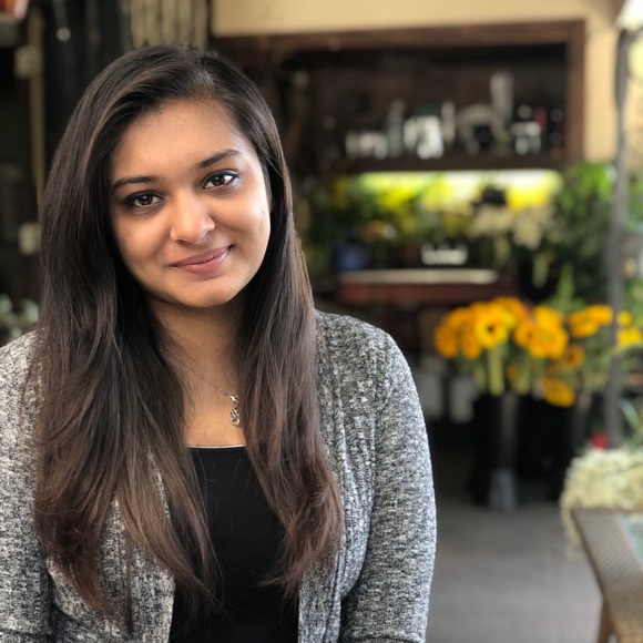 Meet your Posher, Pooja - Picture 1 of 1